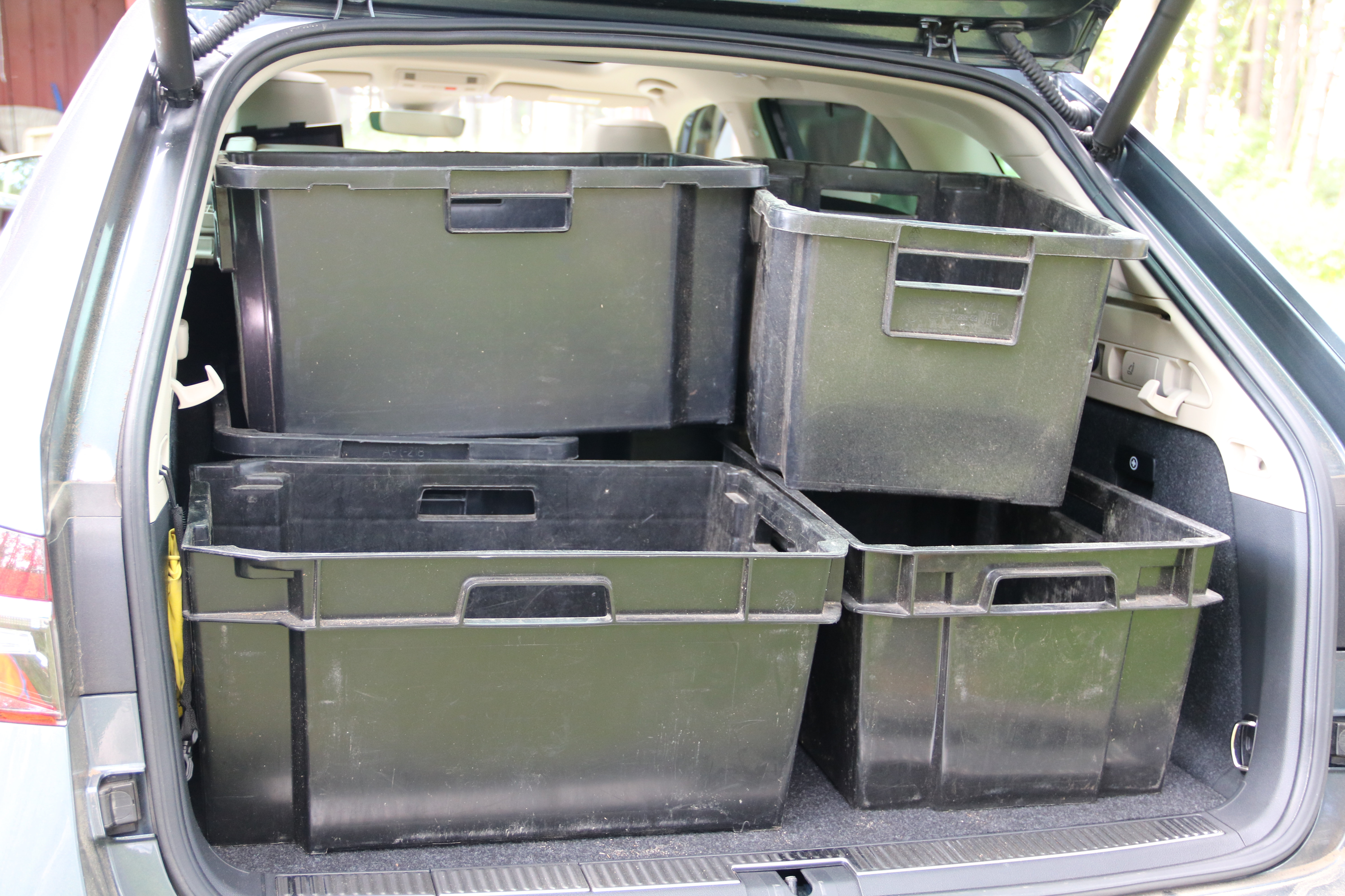 Skoda Superb Combi iV Heckklappe geladen